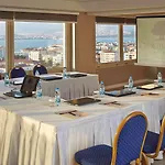 Doubletree By Hilton - Alsancak מלון
