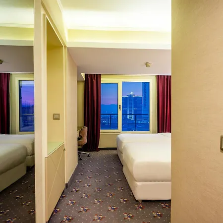 Doubletree By Hilton - Alsancak 4*