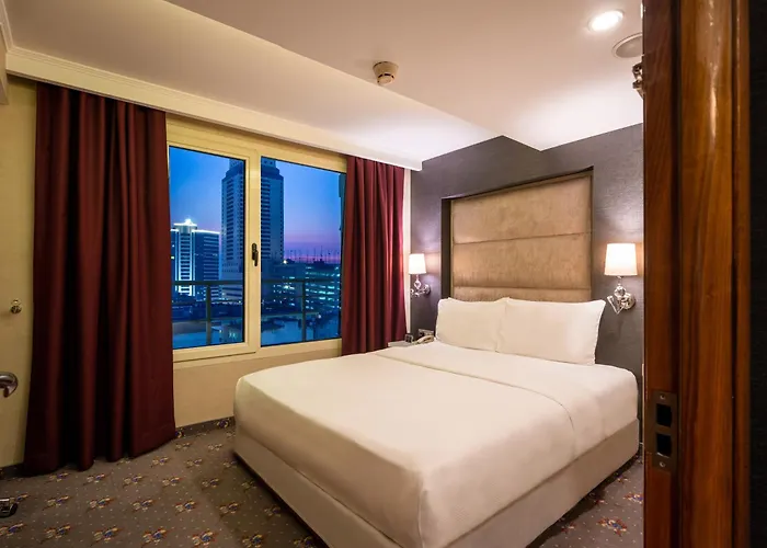 Doubletree By Hilton - Alsancak 4*