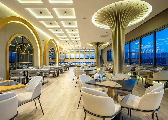 Doubletree By Hilton - Alsancak 4*