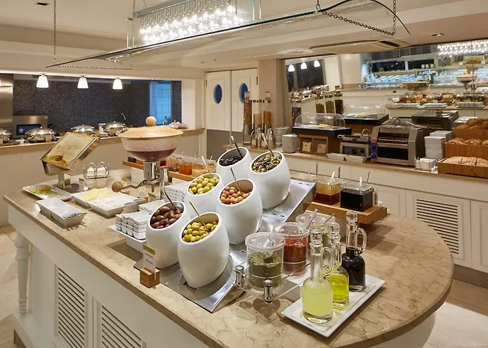 Hotel Doubletree By Hilton - Alsancak 4*