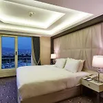 Doubletree By Hilton - Alsancak 4* Smirne