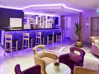 Doubletree By Hilton - Alsancak 4*