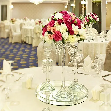 Doubletree By Hilton - Alsancak מלון 4*