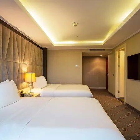 מלון Doubletree By Hilton - Alsancak 4*