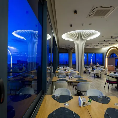 Doubletree By Hilton - Alsancak 4* איזמיר