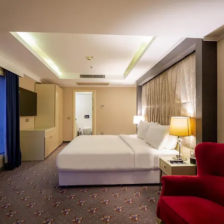 Doubletree By Hilton - Alsancak מלון 4*