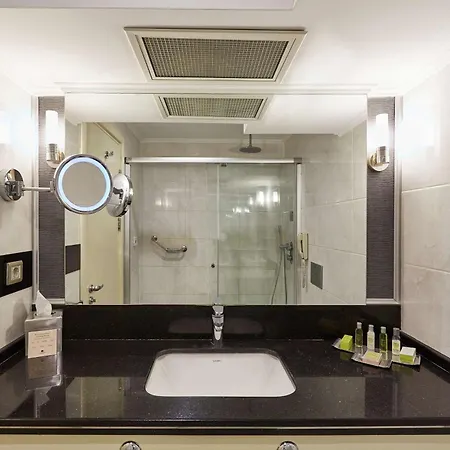 Doubletree By Hilton - Alsancak 호텔 이즈미르