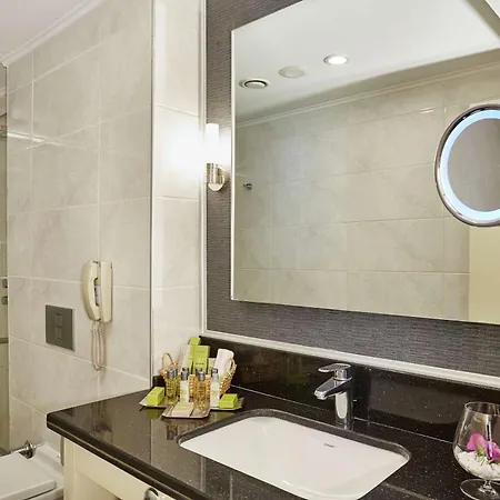 Doubletree By Hilton - Alsancak 4*