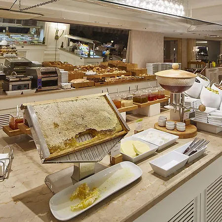 Doubletree By Hilton - Alsancak 4* Измир