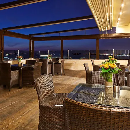 Doubletree By Hilton - Alsancak