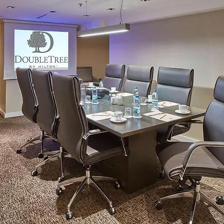 호텔 Doubletree By Hilton - Alsancak 이즈미르