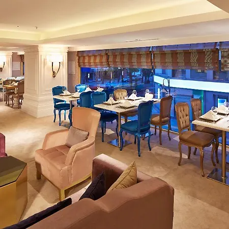 Doubletree By Hilton - Alsancak 4* איזמיר