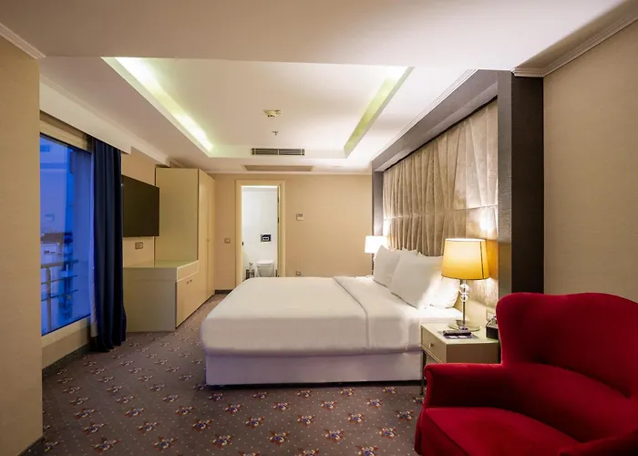 Doubletree By Hilton - Alsancak מלון 4*