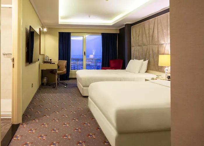 Doubletree By Hilton - Alsancak 4*