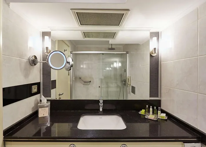 Doubletree By Hilton - Alsancak מלון איזמיר