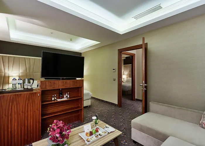 Doubletree By Hilton - Alsancak 4*