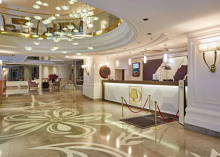 Doubletree By Hilton - Alsancak מלון 4*