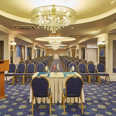 Doubletree By Hilton - Alsancak