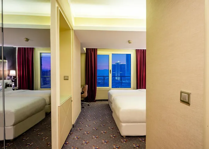 Doubletree By Hilton - Alsancak 4*