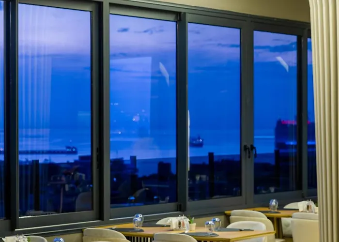 Otel Doubletree By Hilton - Alsancak