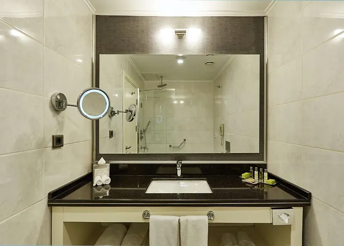 Doubletree By Hilton - Alsancak Otel 4*