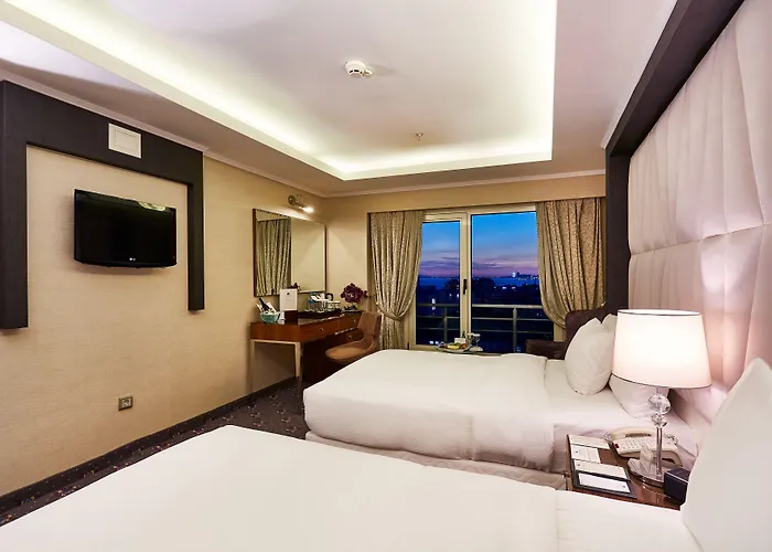 Doubletree By Hilton - Alsancak 4*